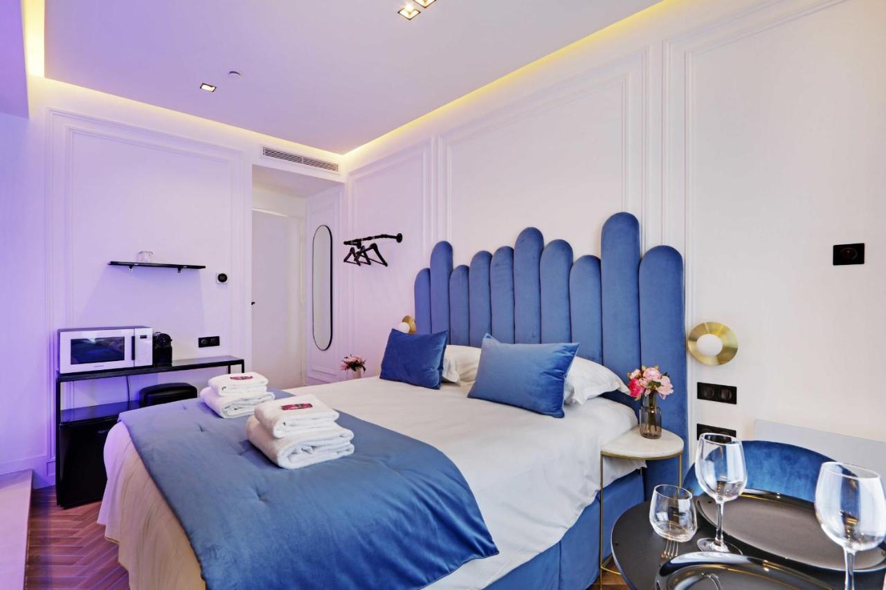 Private Suite With Jacuzzi - 2P - Rivoli Parijs Buitenkant foto